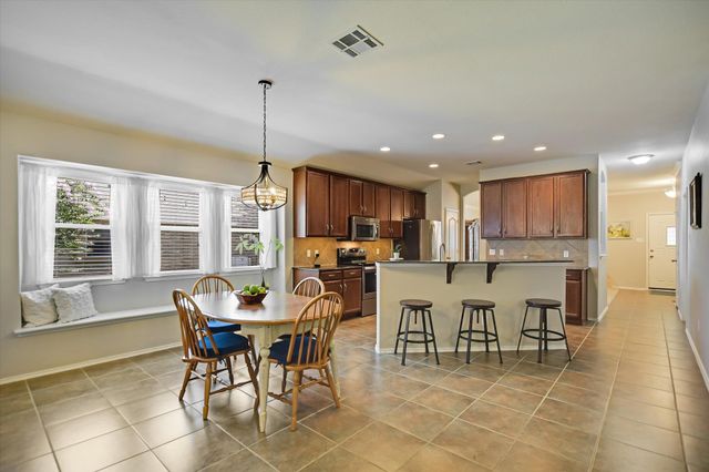 18717 Royal Pointe DR, Pflugerville, TX 78660