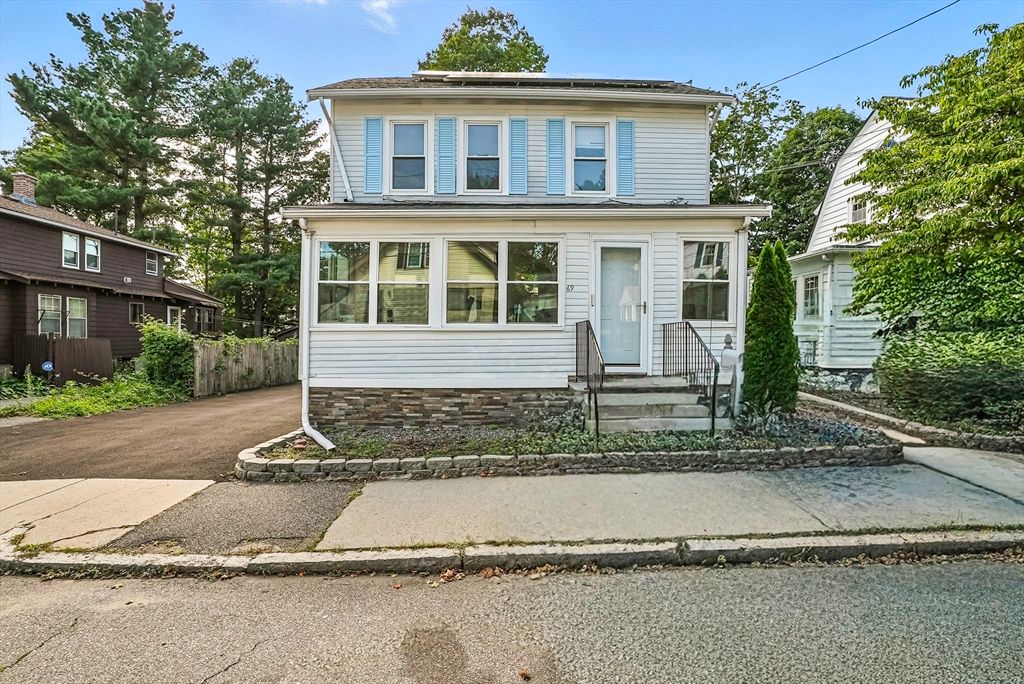 69 Gilbert St, Framingham, MA 01702