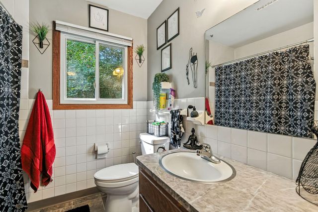 508 Shadyside Circle, Hopkins, MN 55343