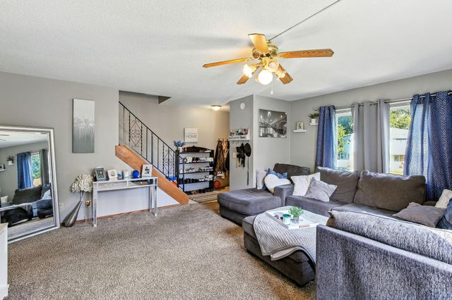 508 Shadyside Circle, Hopkins, MN 55343