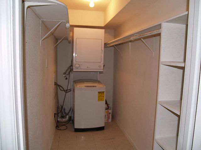 4647 Wild Indigo Street 355, Houston, TX 77027