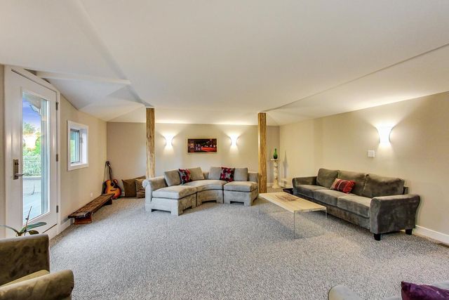 170 E South Street, Elmhurst, IL 60126