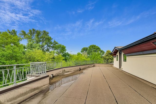 170 E South Street, Elmhurst, IL 60126