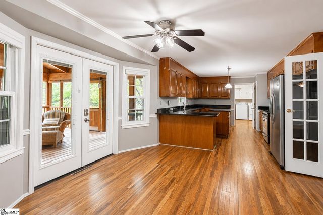 7 Coventry Road, Greenville, SC 29615