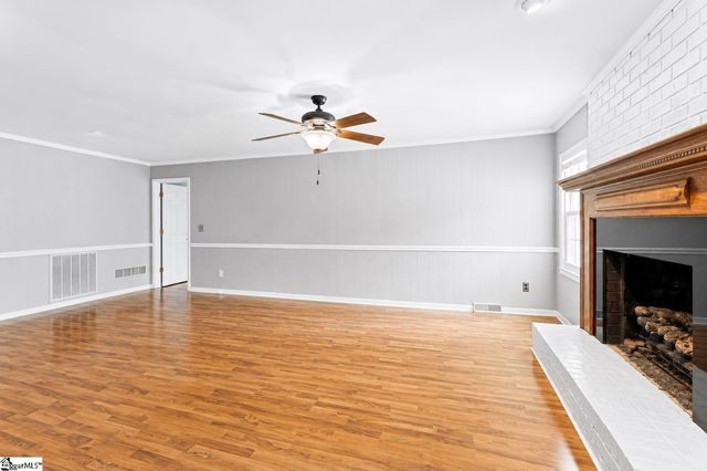 7 Coventry Road, Greenville, SC 29615