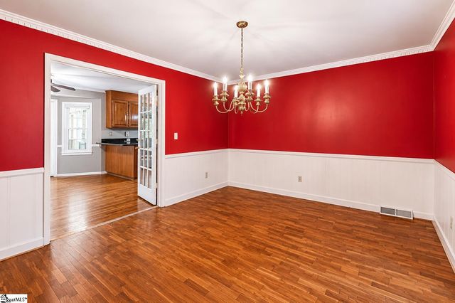 7 Coventry Road, Greenville, SC 29615
