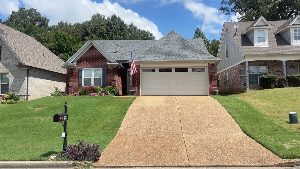 55 GARDEN SPRINGS DR, Oakland, TN 38060