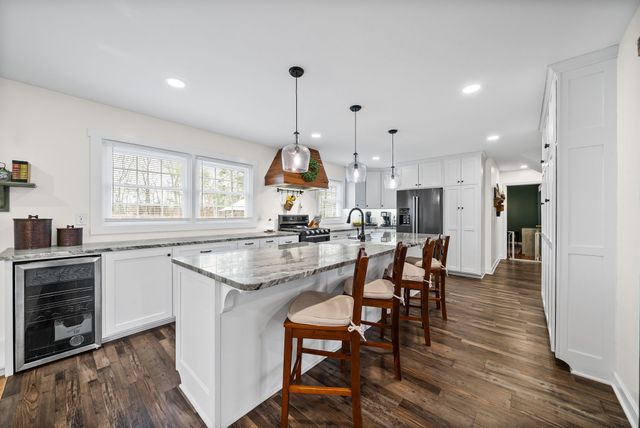 128 Sunset Cir, N, Hopkinsville, KY 42240