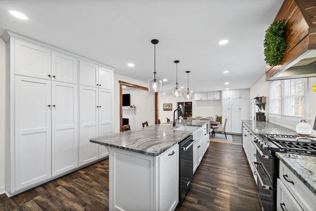 128 Sunset Cir, N, Hopkinsville, KY 42240