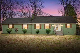 128 Sunset Cir, N, Hopkinsville, KY 42240