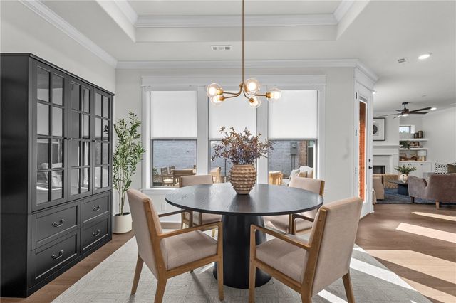 4545 W Huron Loop, Fayetteville, AR 72704