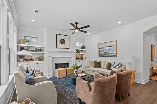 4545 W Huron Loop, Fayetteville, AR 72704