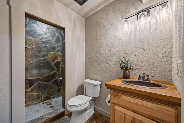 799 Bruce Mountain Road, Morganton, GA 30560