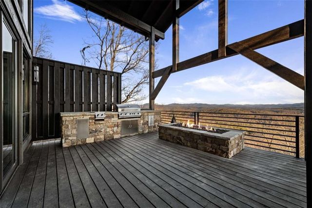 799 Bruce Mountain Road, Morganton, GA 30560