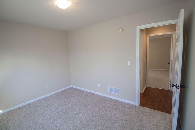 1880 W FIELD ST, Columbia, MO 65203