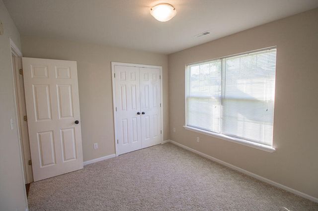 1880 W FIELD ST, Columbia, MO 65203