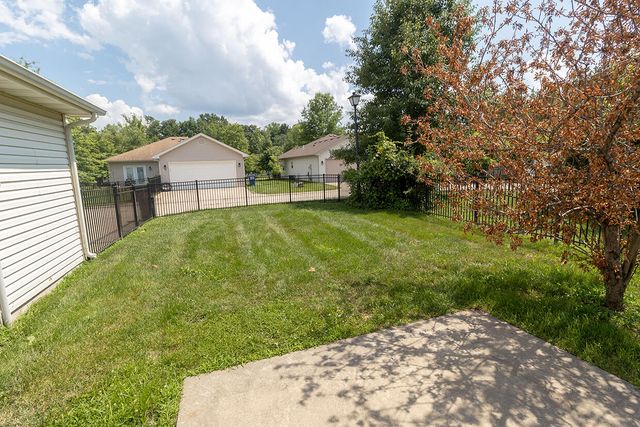 1880 W FIELD ST, Columbia, MO 65203