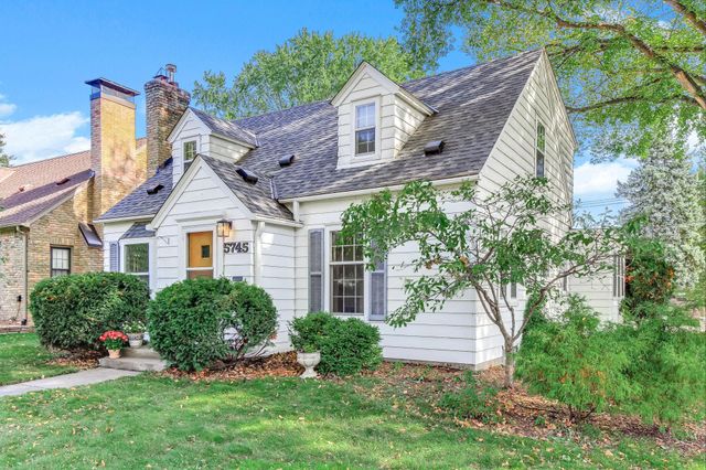 5745 12th Avenue S, Minneapolis, MN 55417