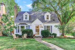 5745 12th Avenue S, Minneapolis, MN 55417