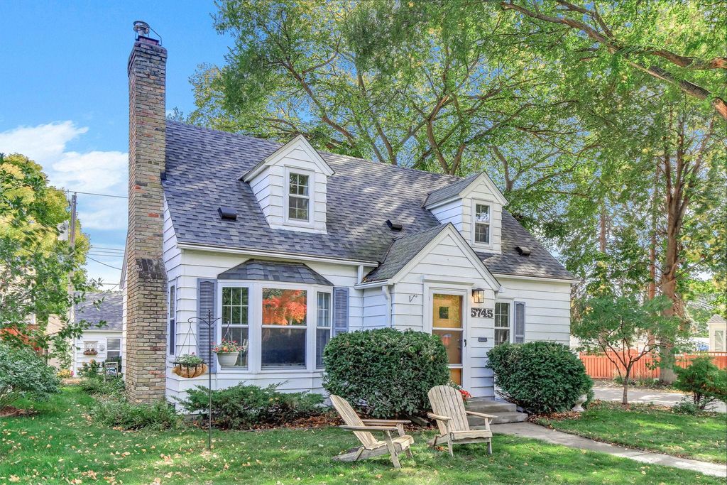 5745 12th Avenue S, Minneapolis, MN 55417 — photo 2
