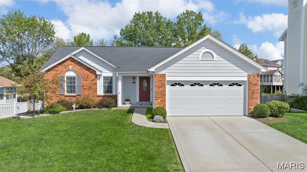 1094 Harness Drive, St Charles, MO 63304