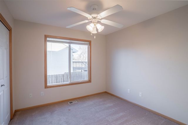 4882 NE 39th Avenue, Des Moines, IA 50317