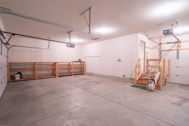 4882 NE 39th Avenue, Des Moines, IA 50317