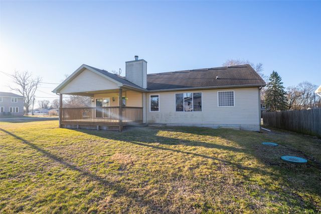 4882 NE 39th Avenue, Des Moines, IA 50317