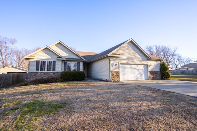 4882 NE 39th Avenue, Des Moines, IA 50317