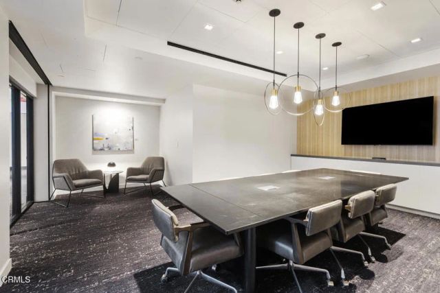 400 S Broadway 911, Los Angeles, CA 90013