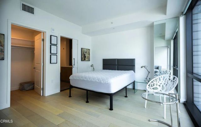 400 S Broadway 911, Los Angeles, CA 90013