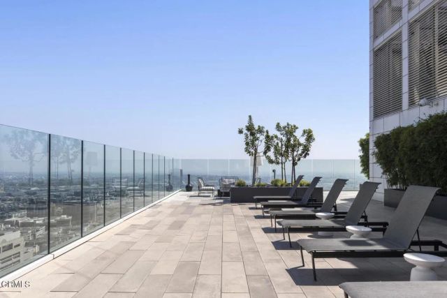 400 S Broadway 911, Los Angeles, CA 90013