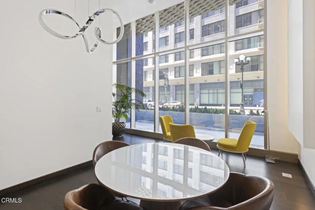 400 S Broadway 911, Los Angeles, CA 90013