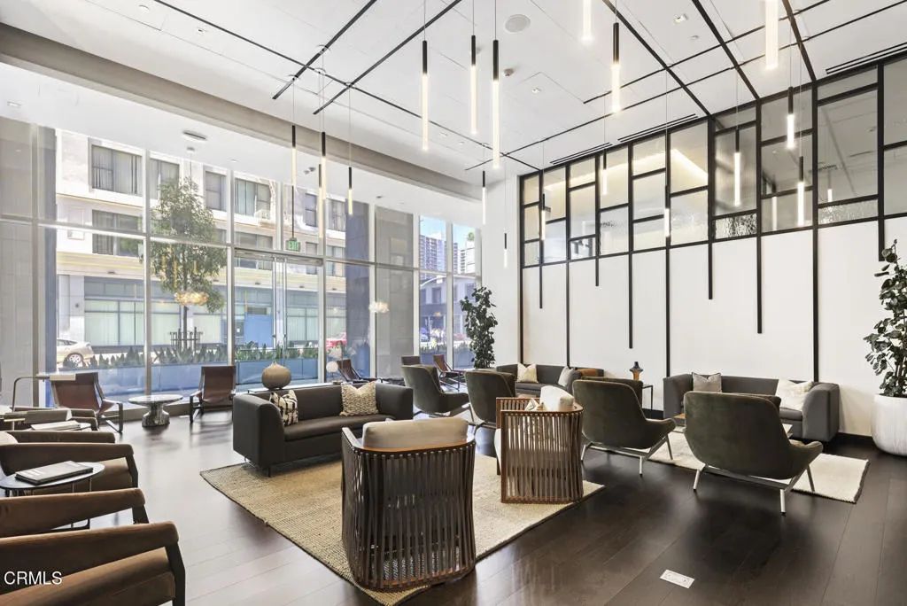 400 S Broadway 911, Los Angeles, CA 90013