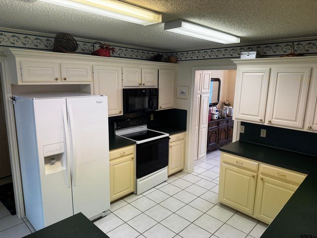 1420 Lee Drive, Mineola, TX 75773