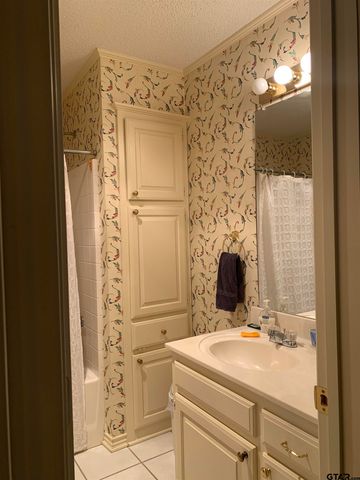 1420 Lee Drive, Mineola, TX 75773