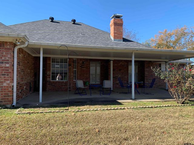 1420 Lee Drive, Mineola, TX 75773