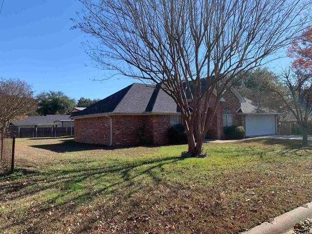 1420 Lee Drive, Mineola, TX 75773