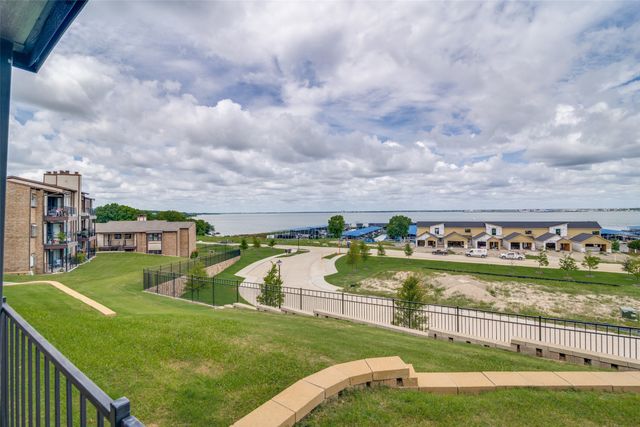 168 Henry M Chandler Drive, Rockwall, TX 75032