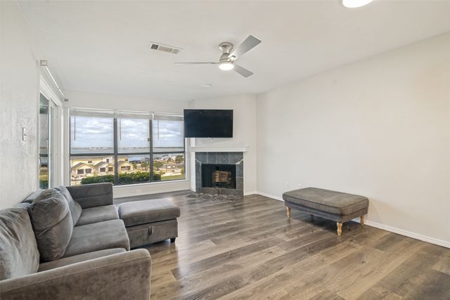 168 Henry M Chandler Drive, Rockwall, TX 75032