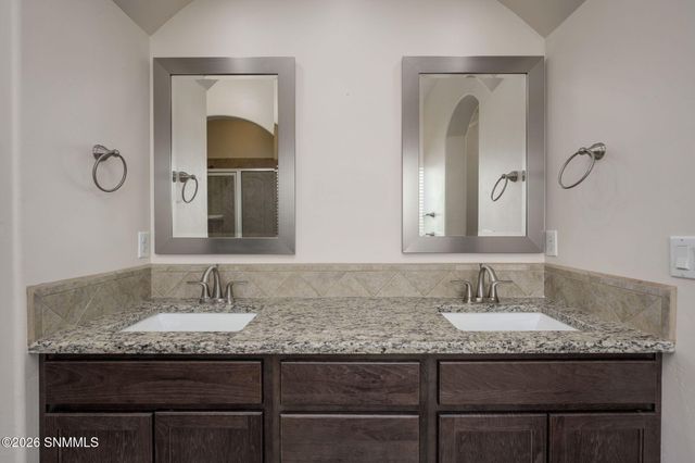 4256 Canterra Arc, Las Cruces, NM 88011