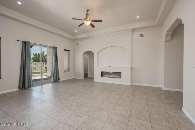 4256 Canterra Arc, Las Cruces, NM 88011