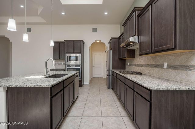 4256 Canterra Arc, Las Cruces, NM 88011