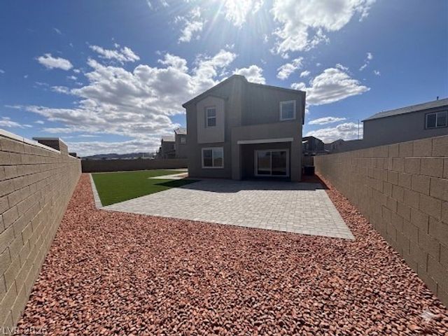 200 Preston Terrace Avenue, Henderson, NV 89011