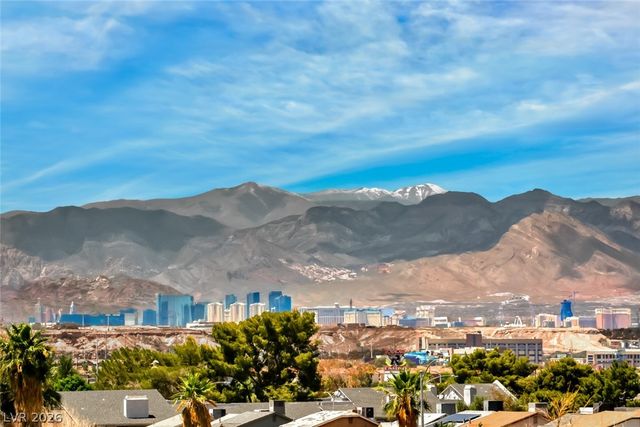 200 Preston Terrace Avenue, Henderson, NV 89011