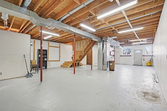 8205 N 30th Street, Richland, MI 49083