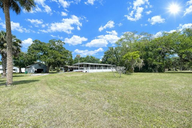 4523 SE 30th Street, Okeechobee, FL 34974