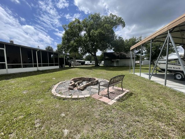 4523 SE 30th Street, Okeechobee, FL 34974