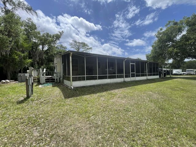4523 SE 30th Street, Okeechobee, FL 34974
