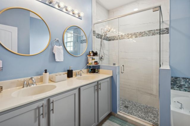 148 SW 7th Court, Pompano Beach, FL 33060